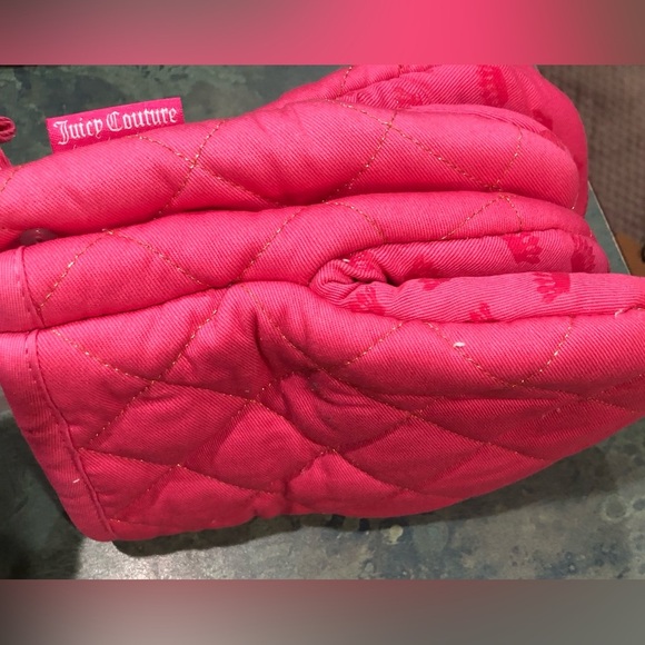 Juicy Couture Barbie pink crown monogram silicon grip‎ mini oven mitts set new - Picture 3 of 11